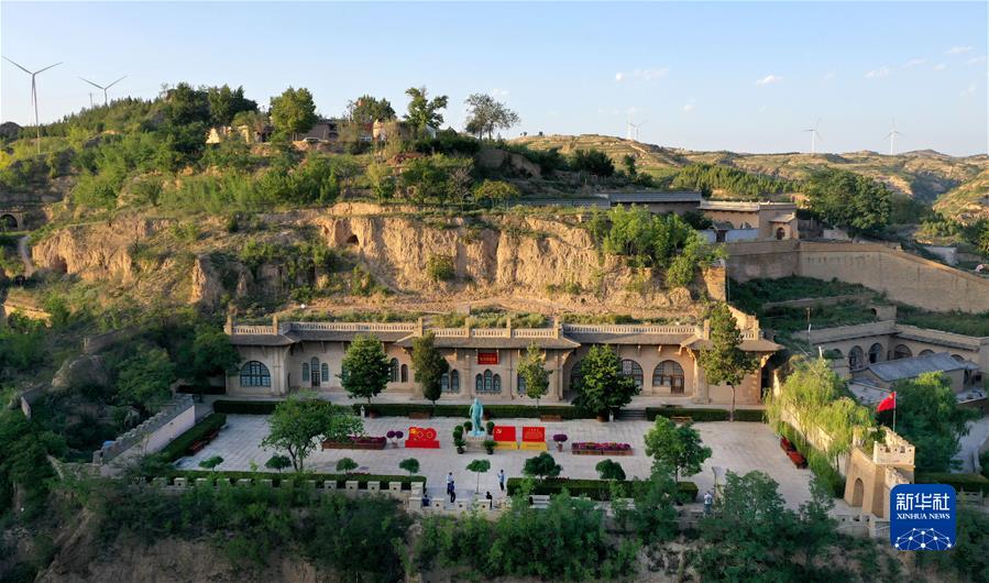 (新華全媒頭條·圖文互動)(1)百年初心成大道 萬里征程作雄行——以習(xí)近平同志為核心的黨中央領(lǐng)導(dǎo)開展黨史學(xué)習(xí)教育紀(jì)實(shí)